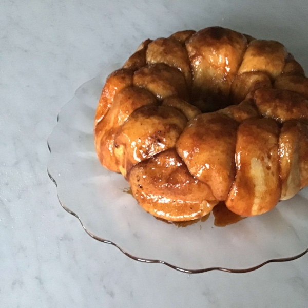 Butterscotch Pull-Apart Rolls