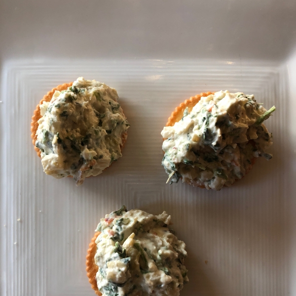 Amazing No Cook Spinach Artichoke Dip