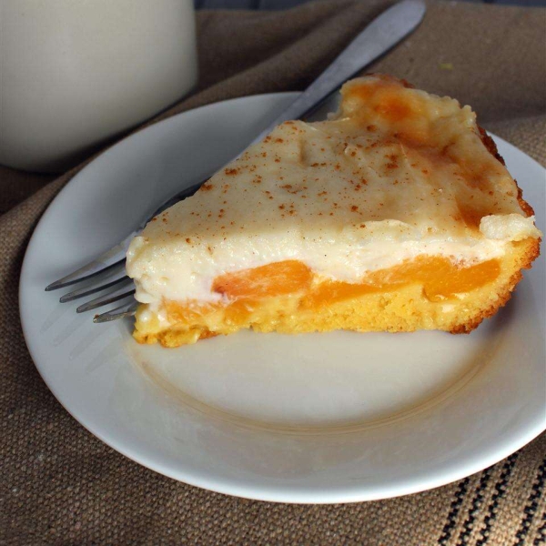 Award-Winning Peaches and Cream Pie