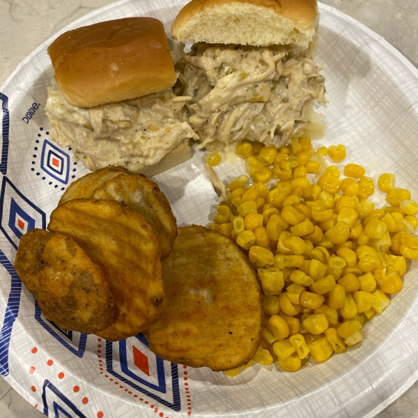 Slow Cooker Shredded Jalapeno Chicken Sandwiches