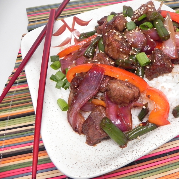 Szechuan Beef with Green Beans and Red Bell Peppers
