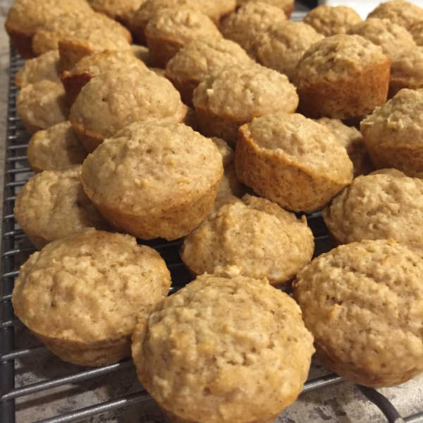 Buttermilk Oatmeal Muffins