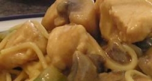 Peanut Sesame Chicken with Mushrooms