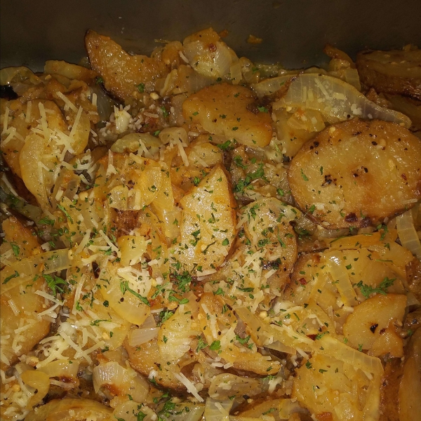 Roasted Potatoes and Onions - Easy and Delicious