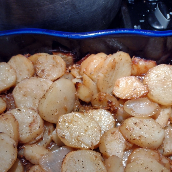 Roasted Potatoes and Onions - Easy and Delicious