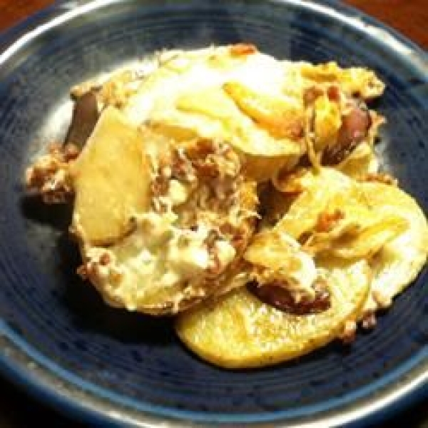 Blue Cheese Fried Potatoes