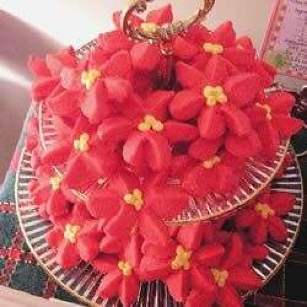 Poinsettia Cookies