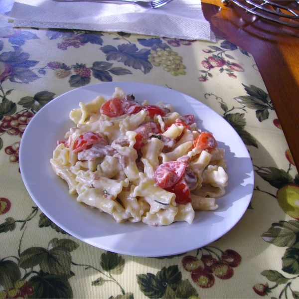 Maui Girl's Summer Fettuccine