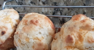 Cheddar Muffins