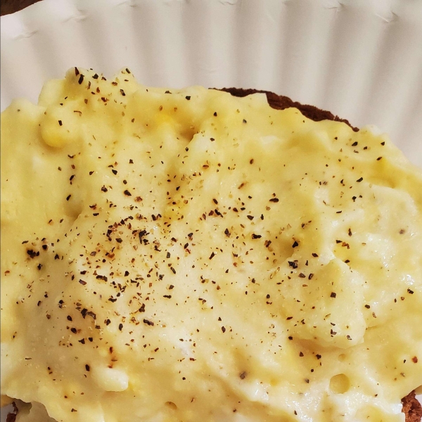 Creamed Eggs on Toast