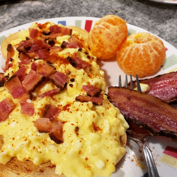 Creamed Eggs on Toast