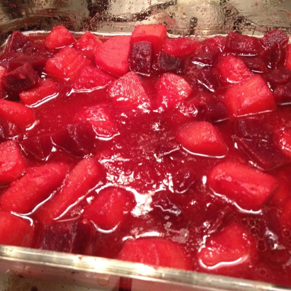 Key Sir Alicha (Ethiopian Beets and Potatoes)
