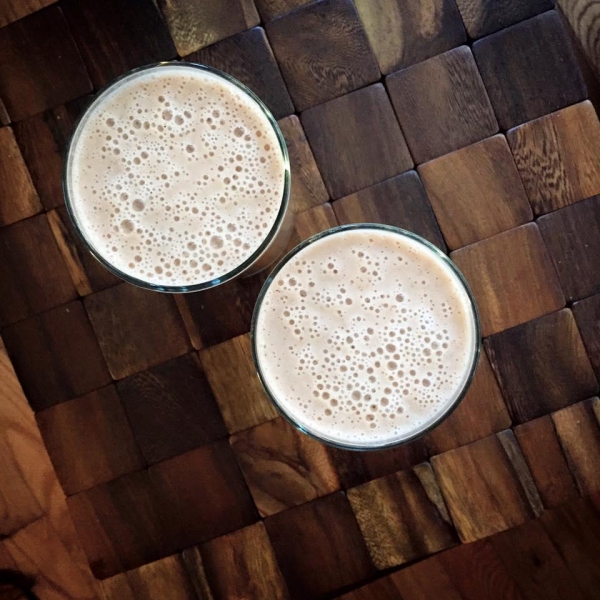 Banana Hemp Seed Smoothie