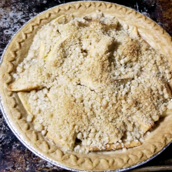 Blue Ribbon Apple Crumb Pie