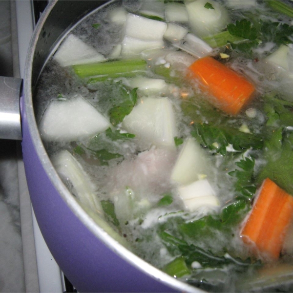 Basic Chicken Stock