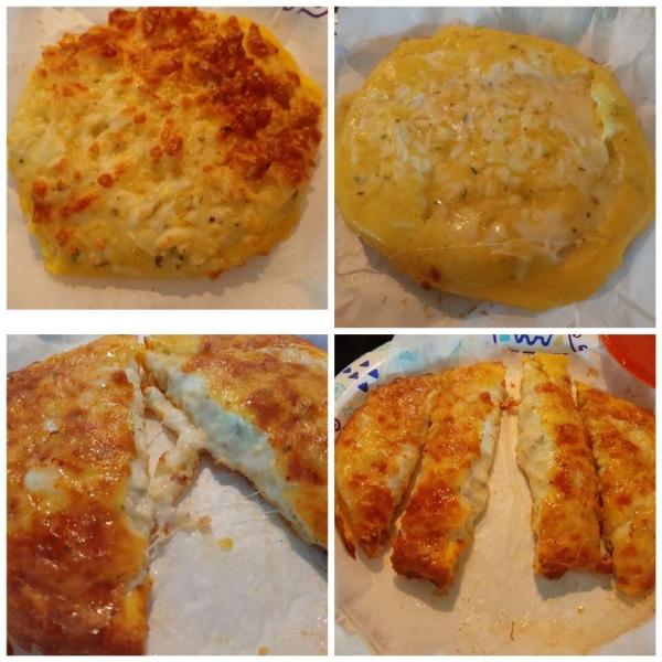 Air Fryer Keto Garlic Cheese 'Bread'
