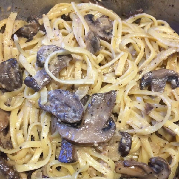 Easy Cremini Mushroom Pasta