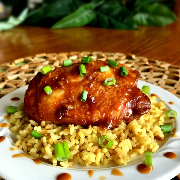 Spicy Honey-Peanut Baked Chicken Thighs