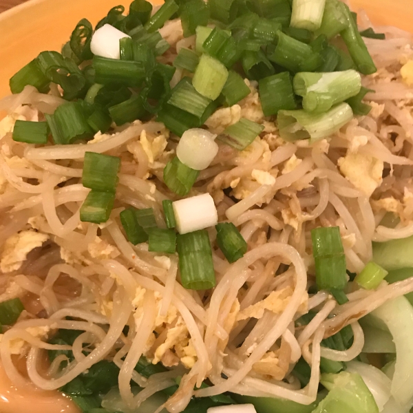 Joe's Fusion Chicken Pad Thai