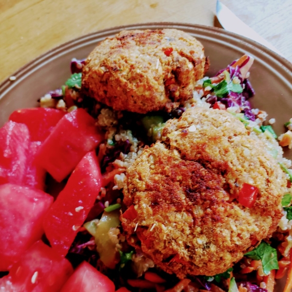 Simple Zesty Asian Salmon Burgers