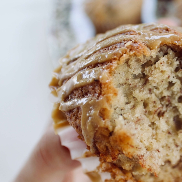 Fluffy Glazed Banana Muffins