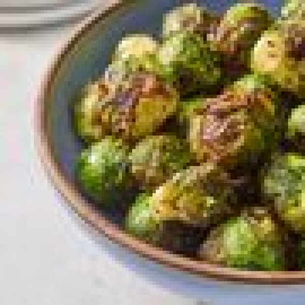 Simple Air Fryer Brussels Sprouts