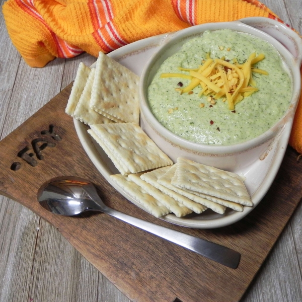 Easiest Broccoli Soup EVER