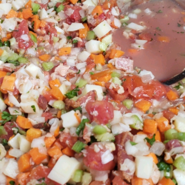 Emma's Slow Cooker Clam Chowder