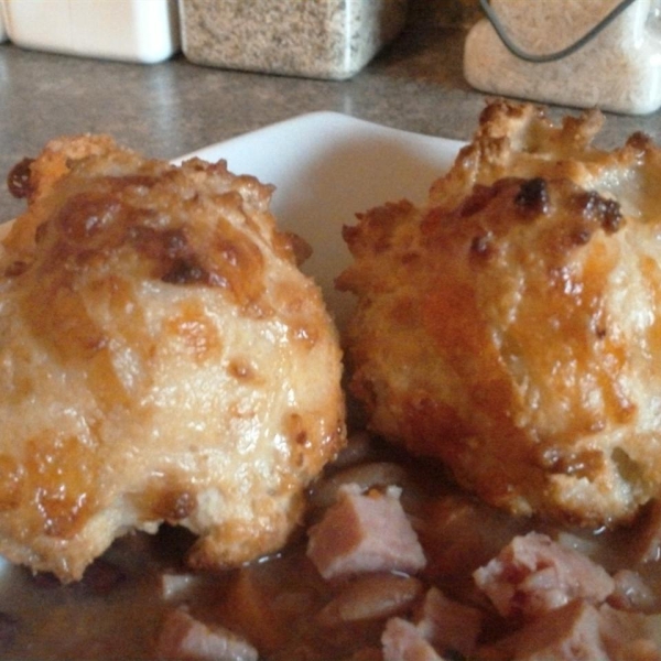 Cheese-Garlic Biscuits