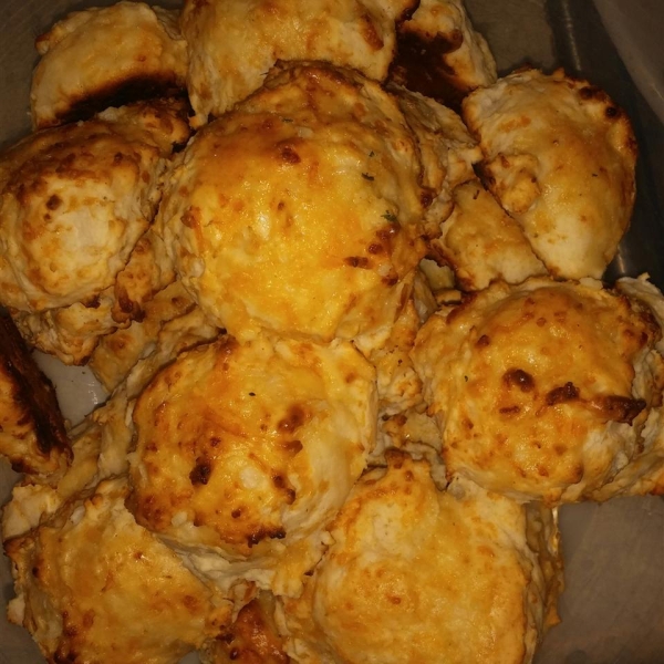 Cheese-Garlic Biscuits