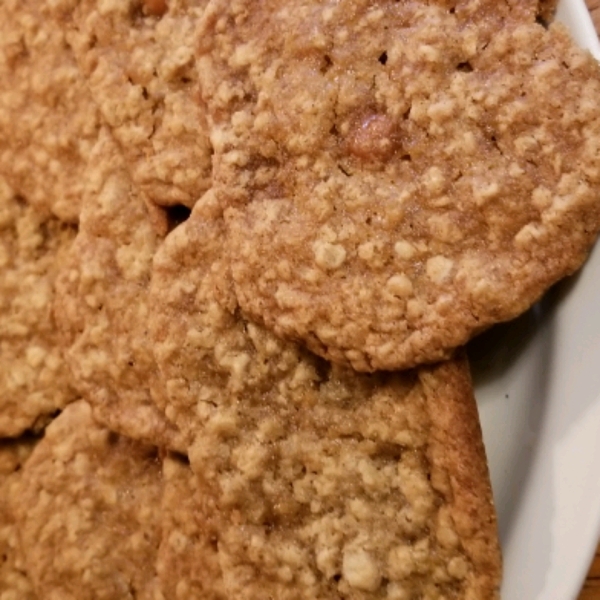 Caramel Apple Oatmeal Cookies