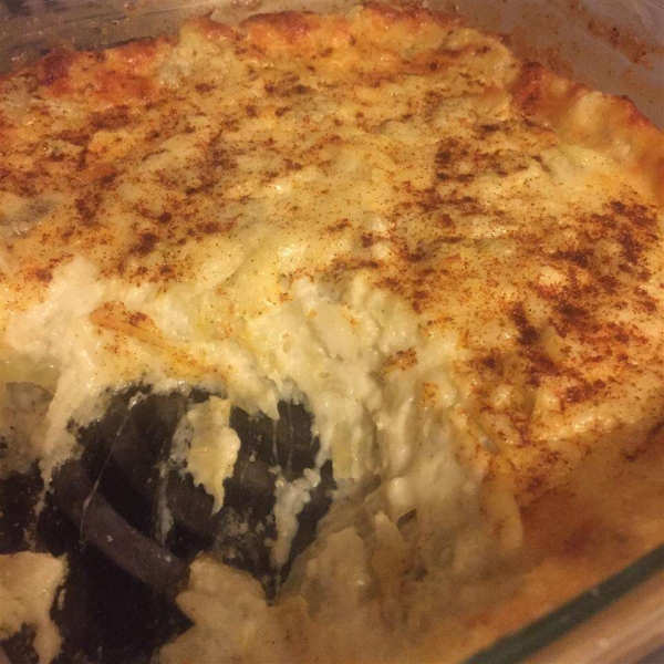 Warm Cheesy Artichoke Dip