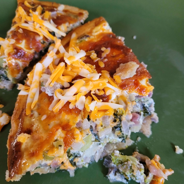 Easy Broccoli Quiche