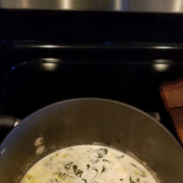 Low-Carb Chicken and Mushroom Soup