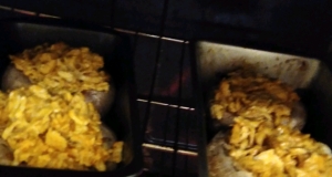 Buffalo Chicken Stuffed Mushrooms (Low-Carb)