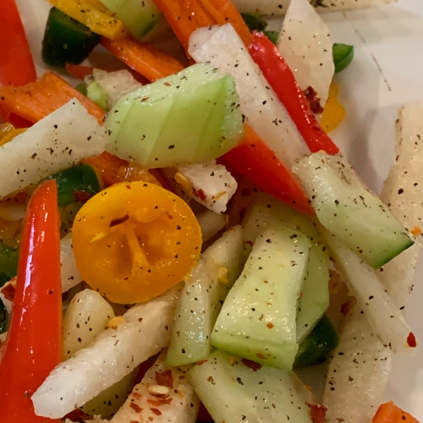 Refreshing Sweet and Spicy Jicama Salad (Vegan)