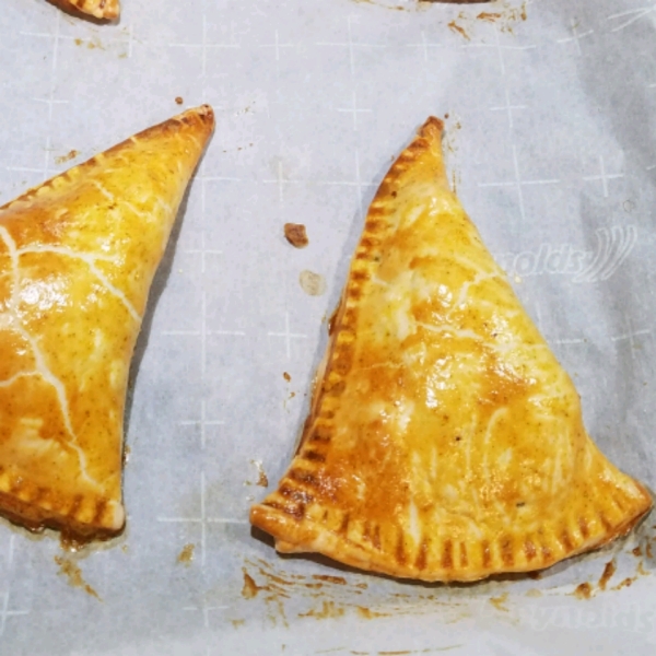 Easy Meat Samosas