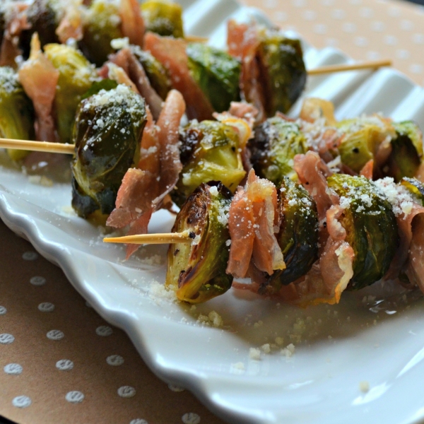 Roasted Brussels Sprouts and Prosciutto Poppers