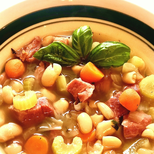 Quick Ham and Bean Soup