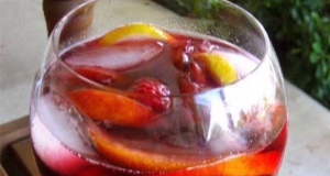 Indian Summer Raspberry Peach Sangria