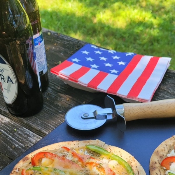 Mediterranean Flatbread Pizza