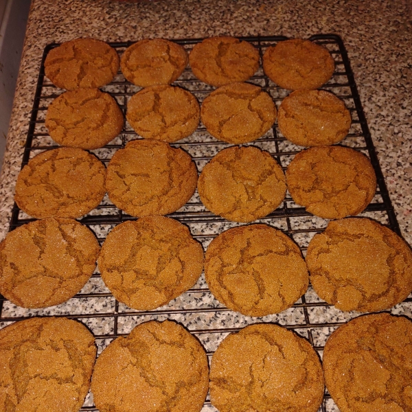 Grandma's Gingersnap Cookies