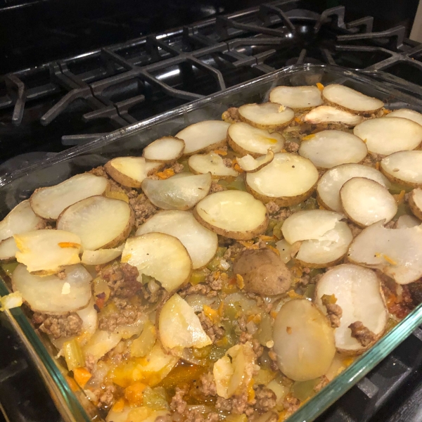 Serbian Ground Beef, Veggie, and Potato Bake