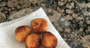 Surullitos de Maiz (Cornmeal Sticks)