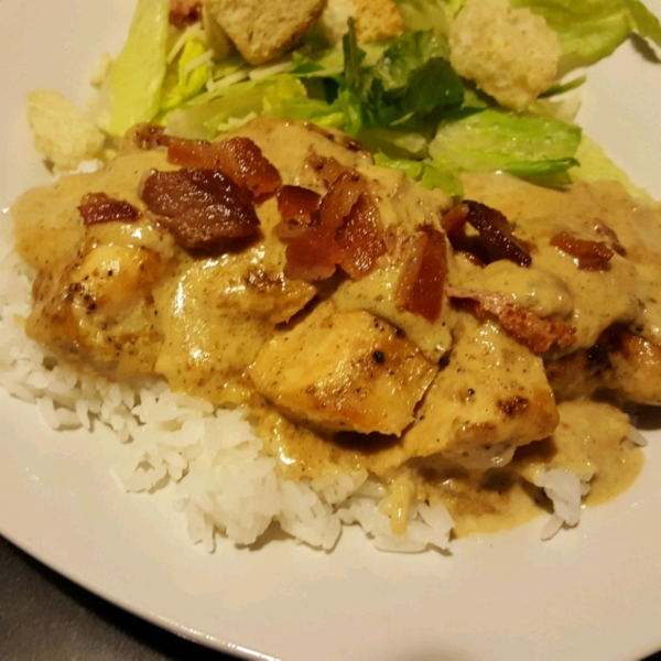 Chicken and Rice in Creamy Sauce