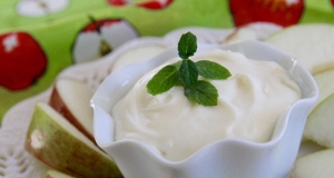 Marshmallow-Peanut Butter-Banana Dip