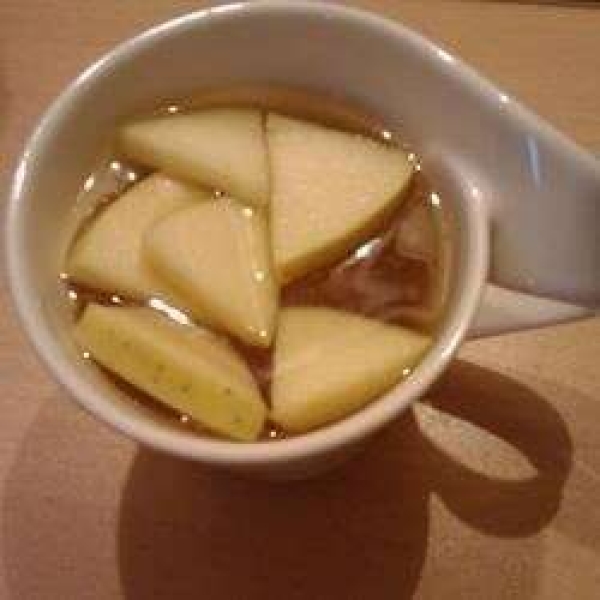 Grandma's Apple Tea