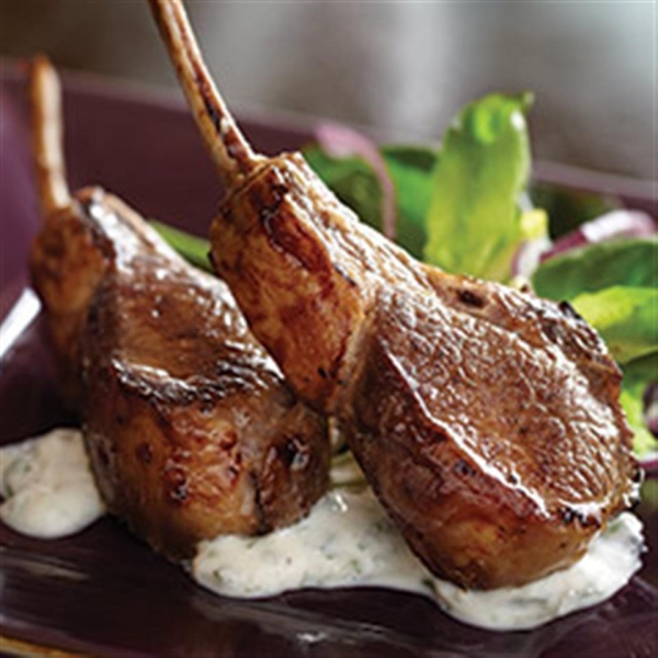 Lamb Chops with Minted Yogurt Sauce