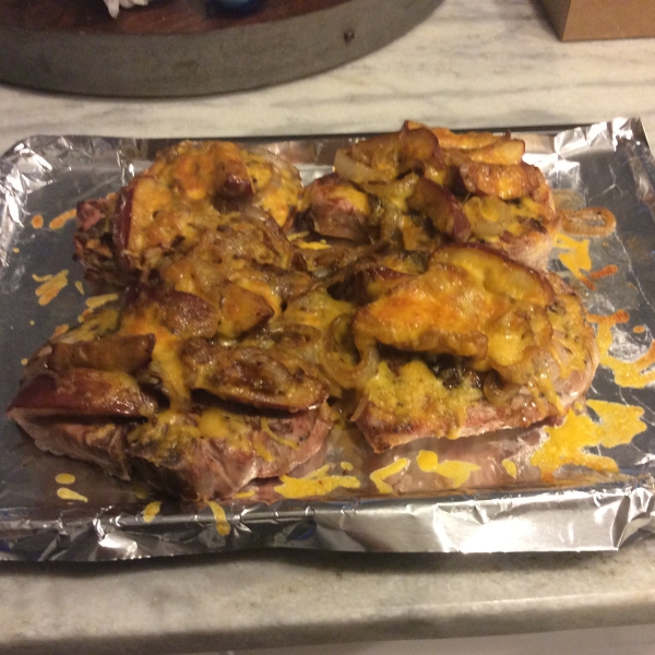 Cheesy Pork Chops with Spicy Apples