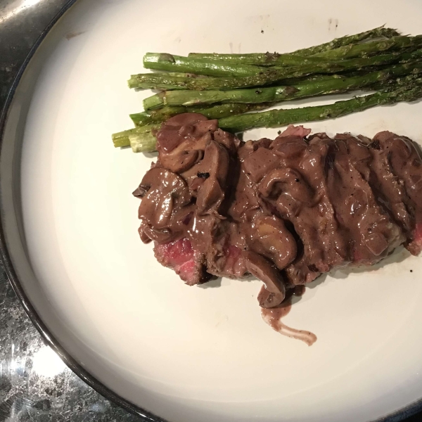 Strip Steak with Red Wine Cream Sauce